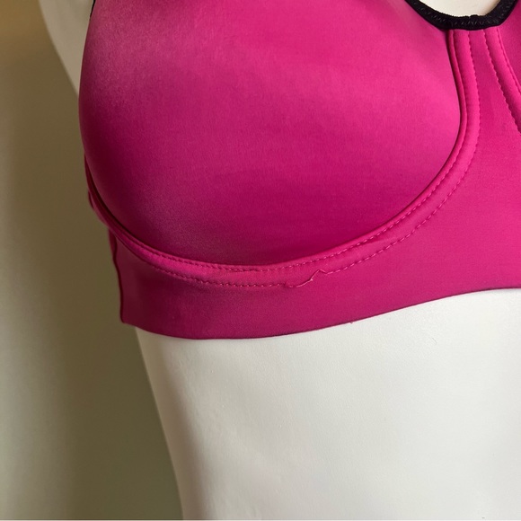 Nike | Dri Fit Padded Sports Bra Size 36B - Picture 5 of 11